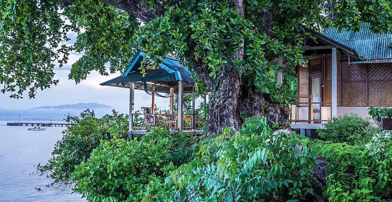 Bunaken Divers Sea Breeze Resort Ngoại thất bức ảnh
